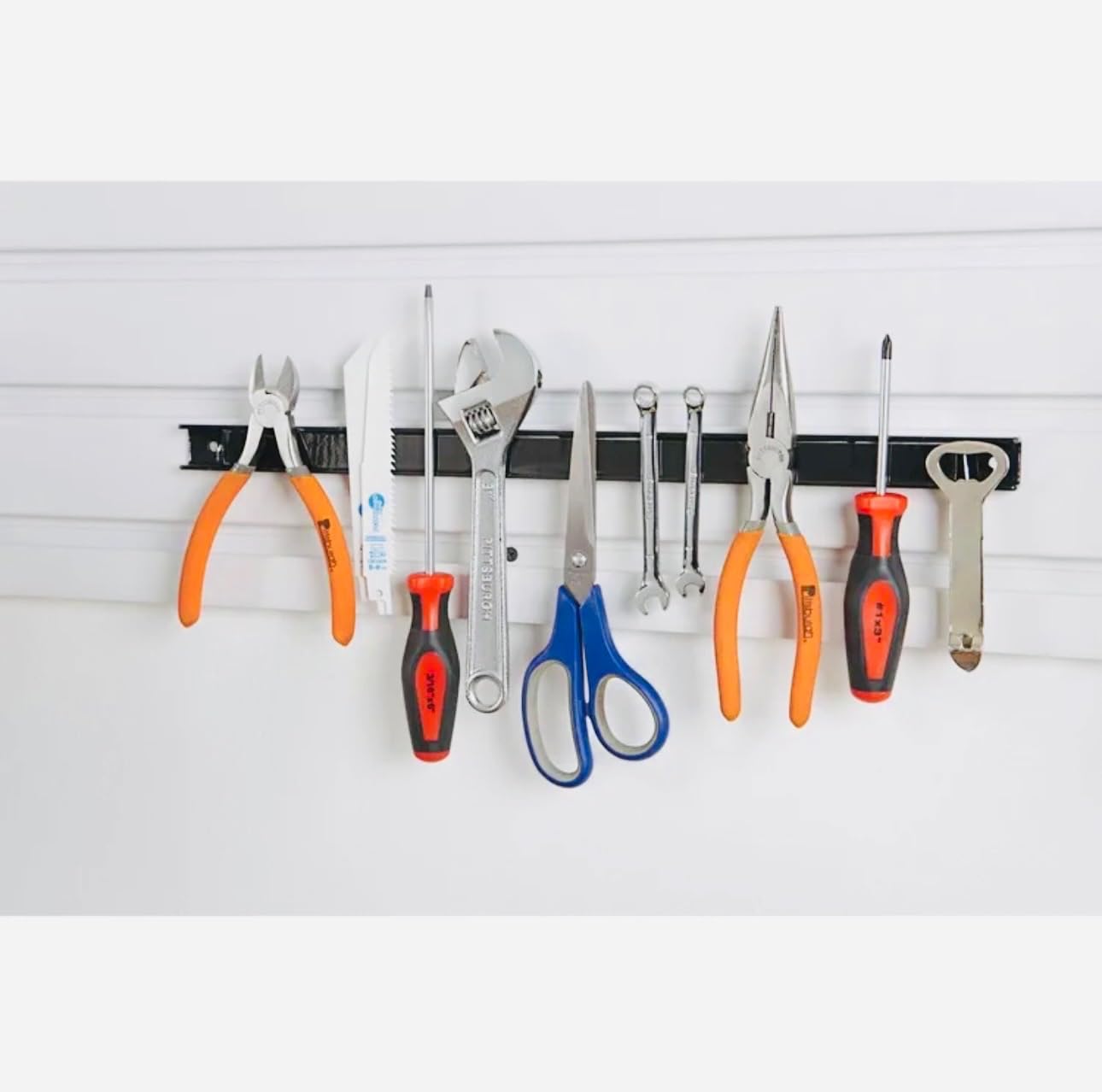 18 in. Magnetic Tool Holder